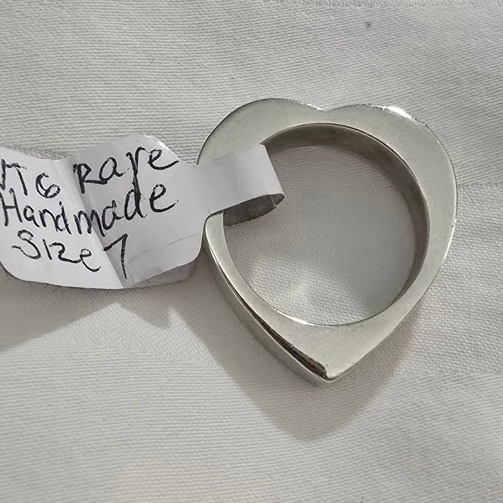 Vintage Modernist Solid 925 Sterling Silver Chunky Heart Slice Ring - Size 7